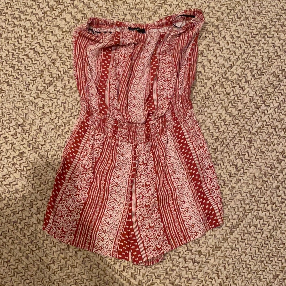 Forever 21 Strapless Romper Size S